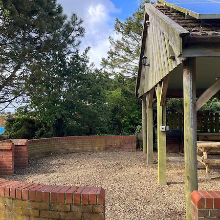 Spacious 6-Bed Home, Near The Norfolk Broads 클립스비 외부 사진