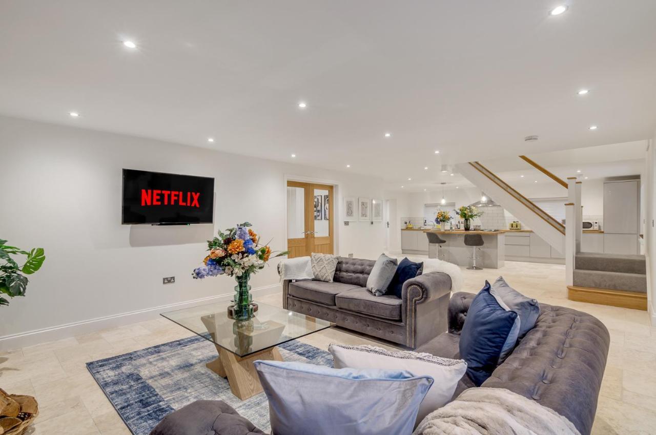 Spacious 6-Bed Home, Near The Norfolk Broads 클립스비 외부 사진