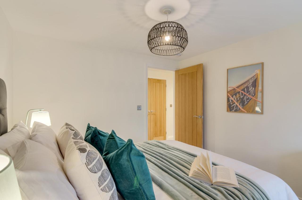 Spacious 6-Bed Home, Near The Norfolk Broads 클립스비 외부 사진