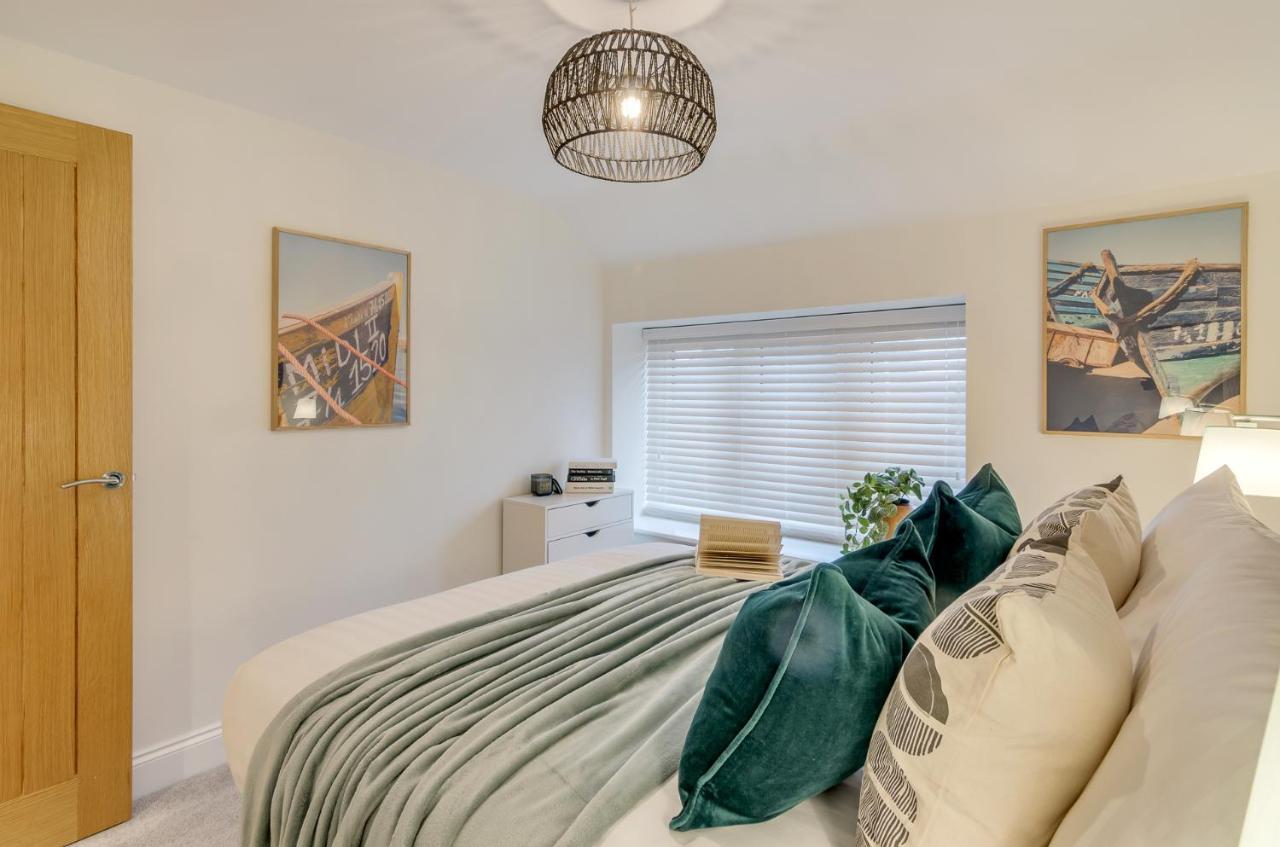Spacious 6-Bed Home, Near The Norfolk Broads 클립스비 외부 사진