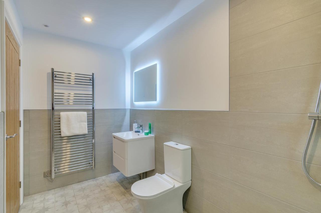 Spacious 6-Bed Home, Near The Norfolk Broads 클립스비 외부 사진