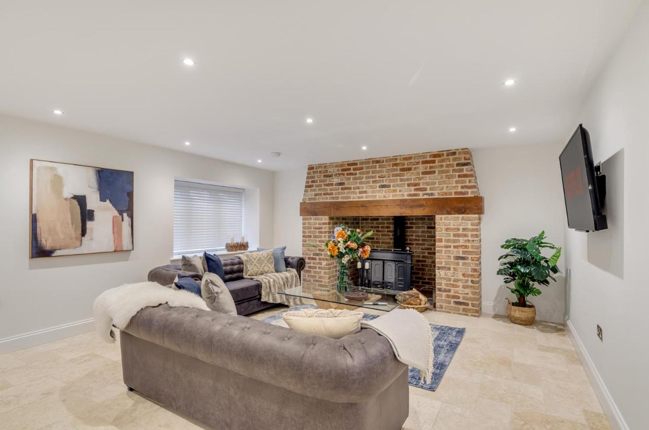 Spacious 6-Bed Home, Near The Norfolk Broads 클립스비 외부 사진