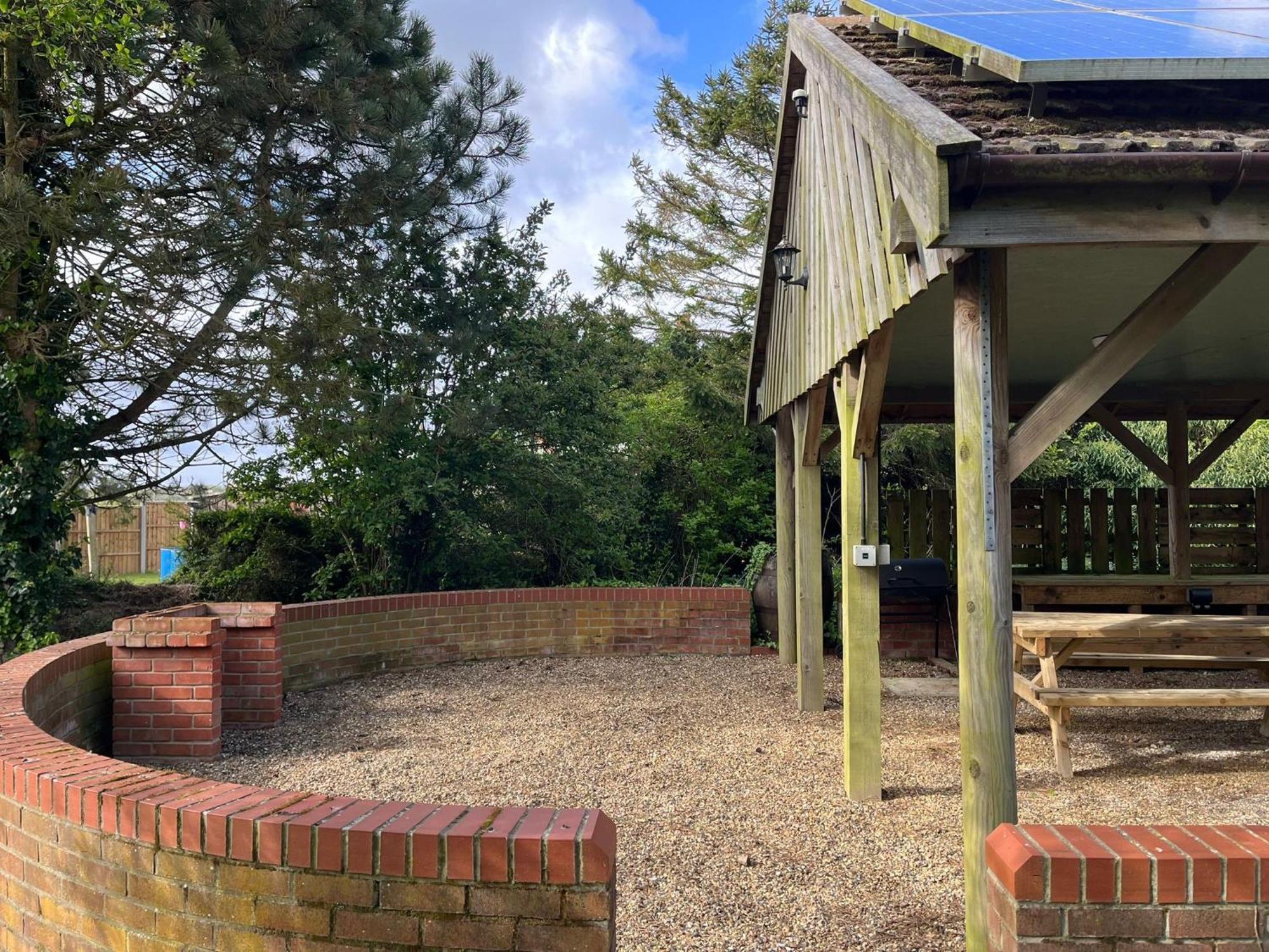 Spacious 6-Bed Home, Near The Norfolk Broads 클립스비 외부 사진